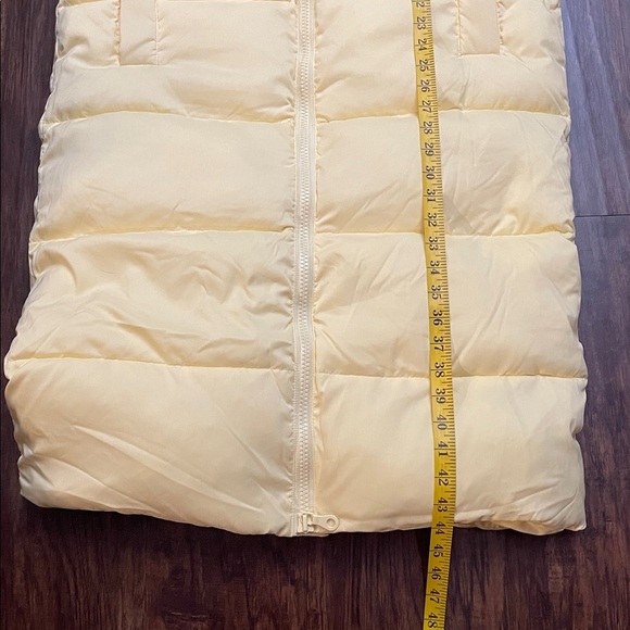 NWT Girlfriend Collective Banana Yellow Long Puffer Winter Coat Medium - Picture 6 of 9